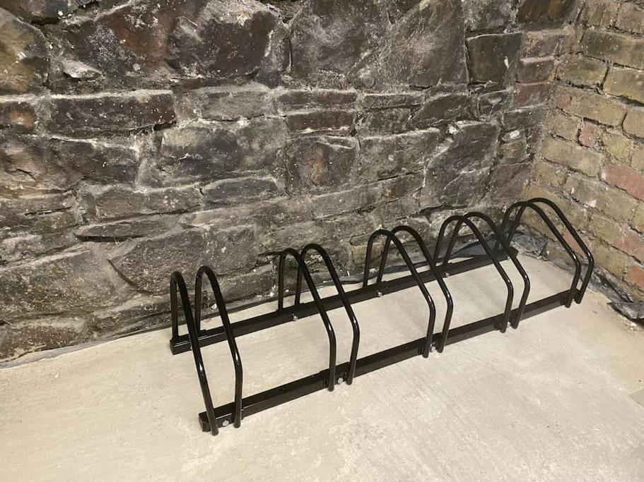 Modern 2 bedroom cottage near Bike Park Wales. Merthyr Tydfil Eksteriør billede